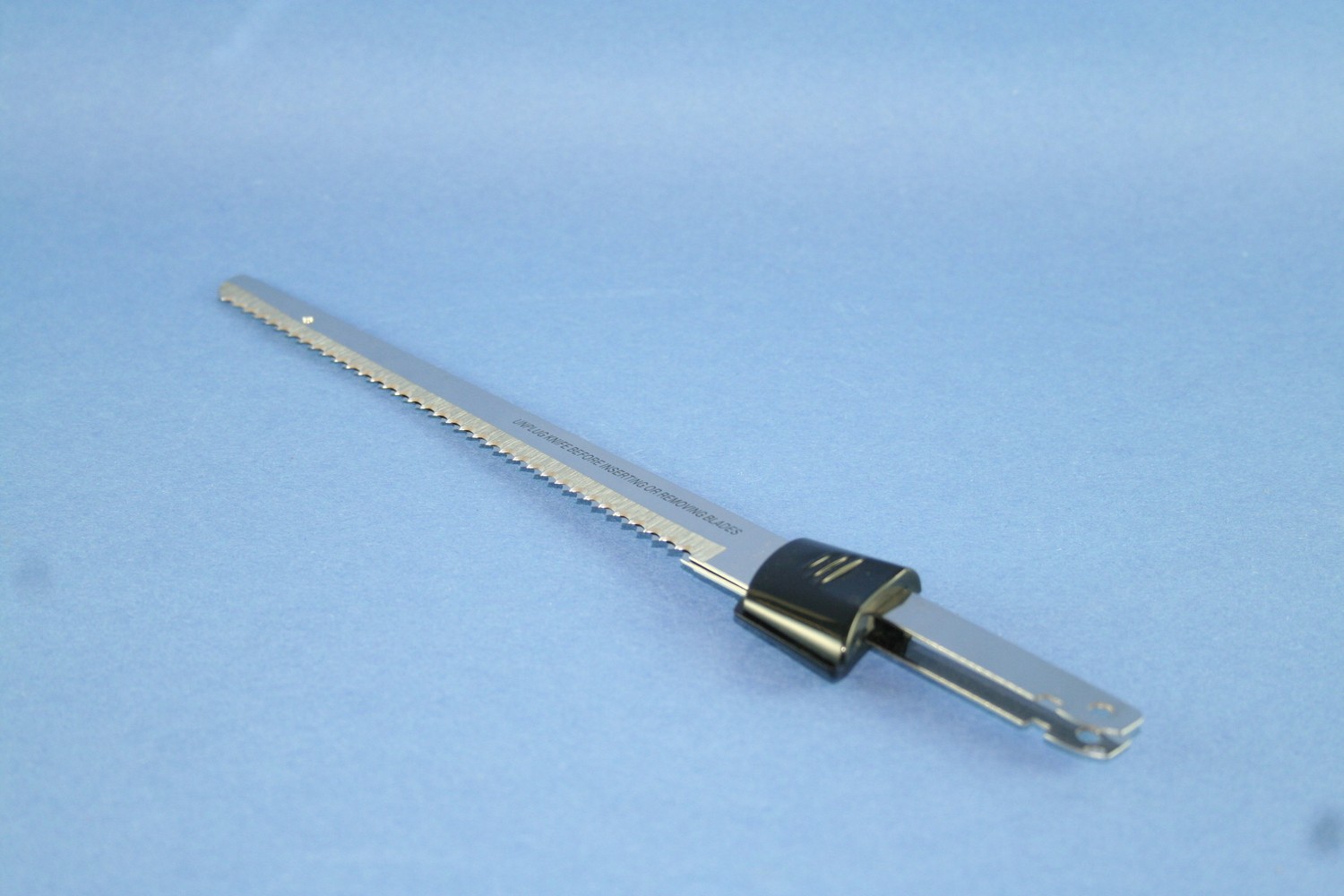 Hamilton Beach Classic Chrome Electric Knife with Case (74275R)