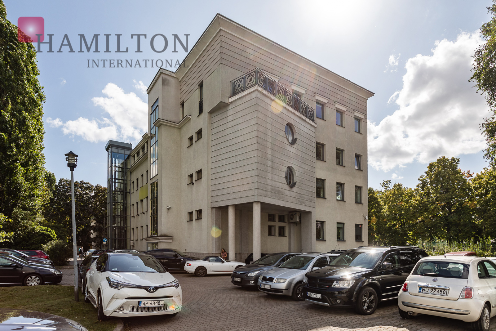 Miła 2, Warszawa, Miła Hamilton International