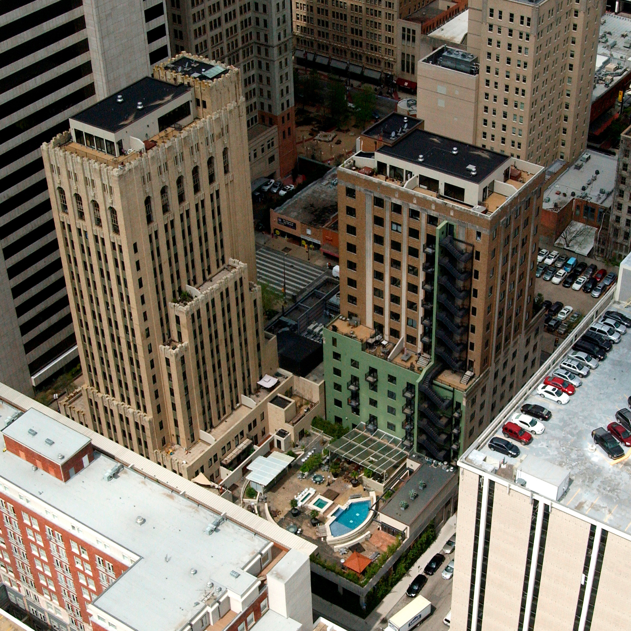 Dallas Power and Light Hamilton Properties Corporation