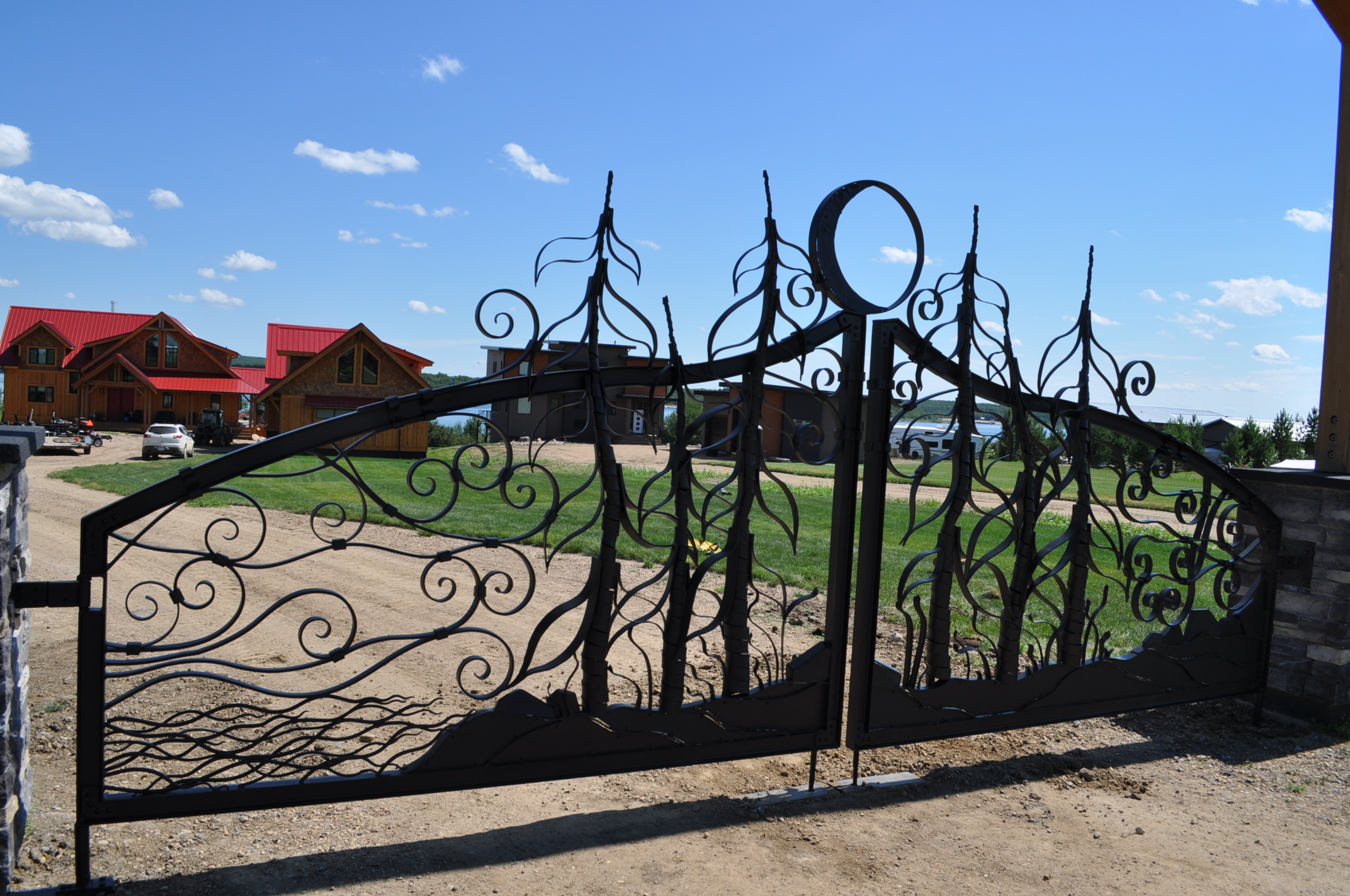 Lac Sante’ Estate Gates Hammer and