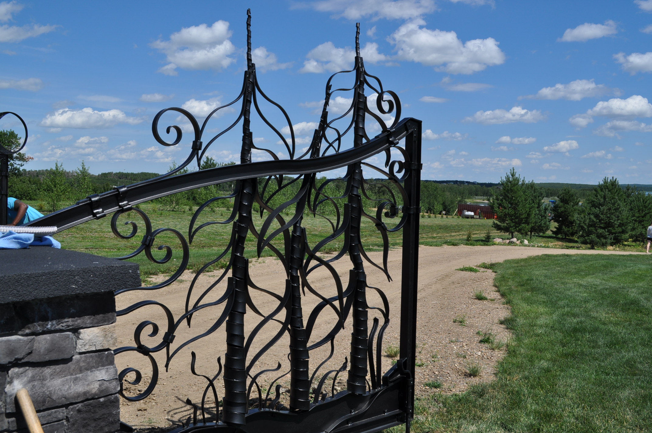 Lac Sante’ Estate Gates Hammer and