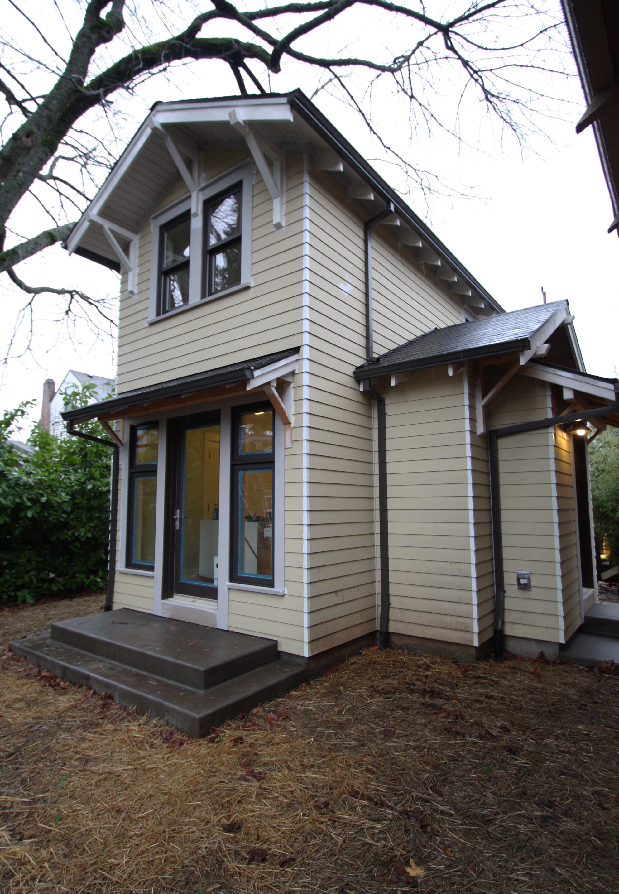Alameda Ridge Accessory Dwelling Unit by Portland Home Builder Hammer