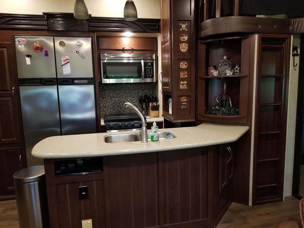 Rv kitchen Hammer's Hideaway Campground