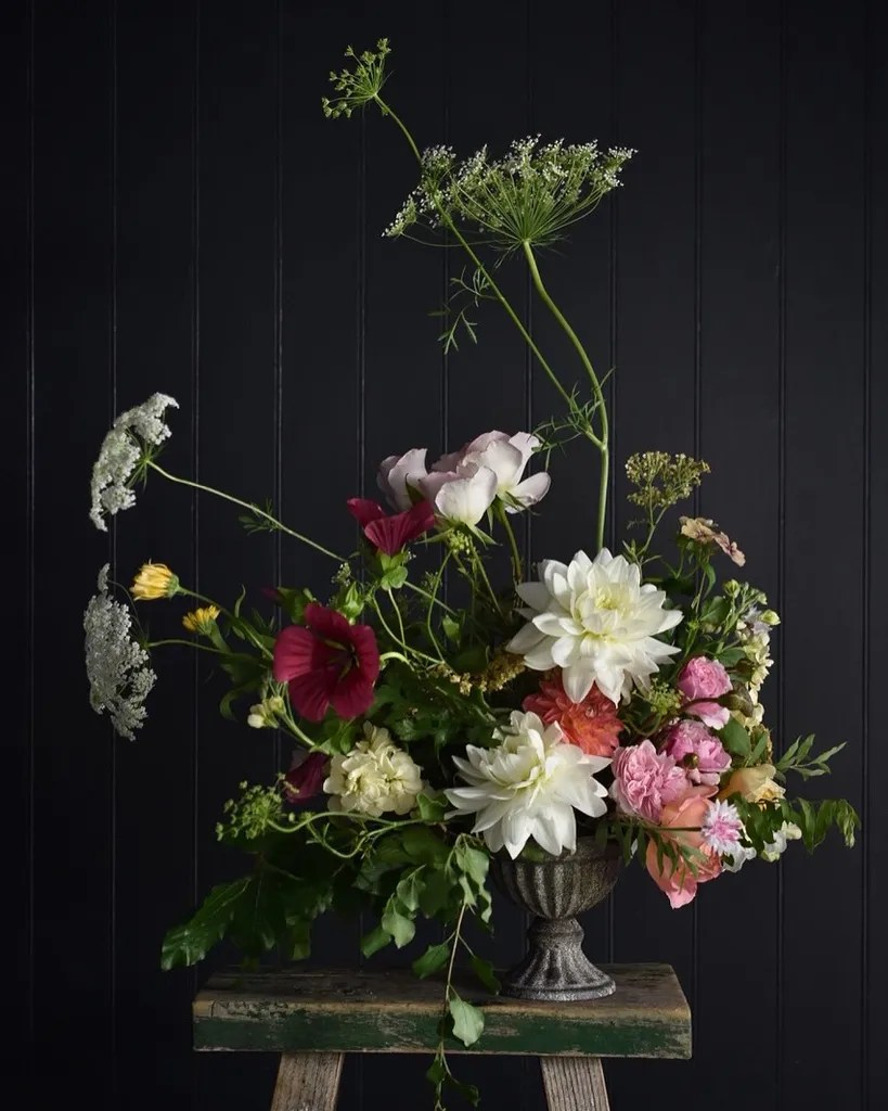 Leigh Chappell Flowers Opening Times, Contacts Flower designer in