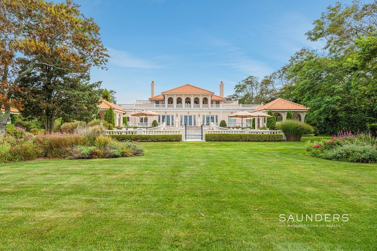 Palm Beach Meets the Hamptons at this Palatial Waterfront Estate