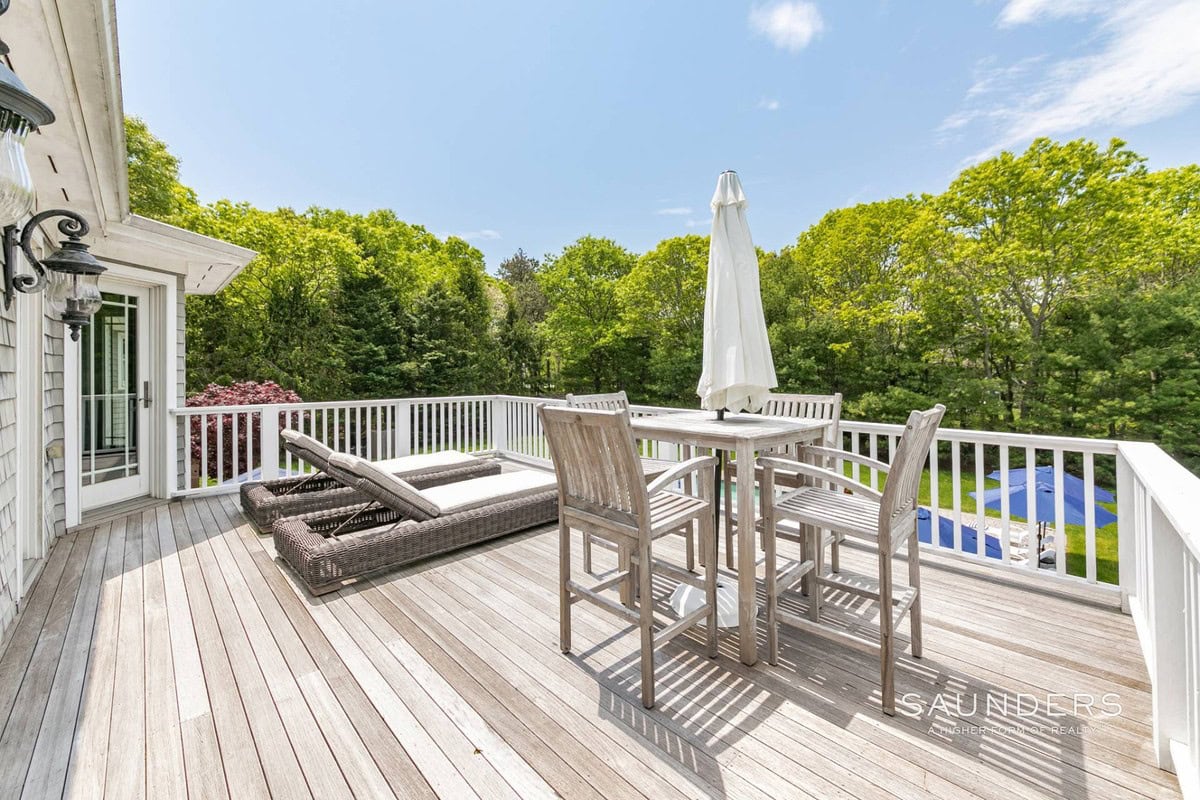 Intriguing Location in Wainscott