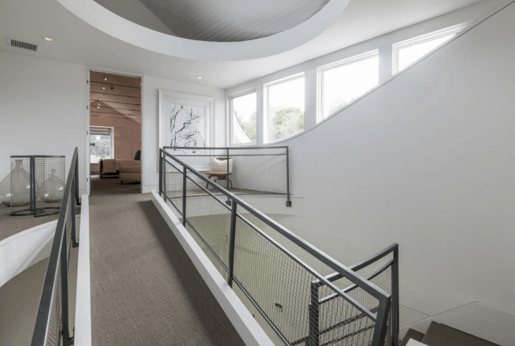 271 Flying Point Road Southampton, NY — Hamptons Real Estate Showcase