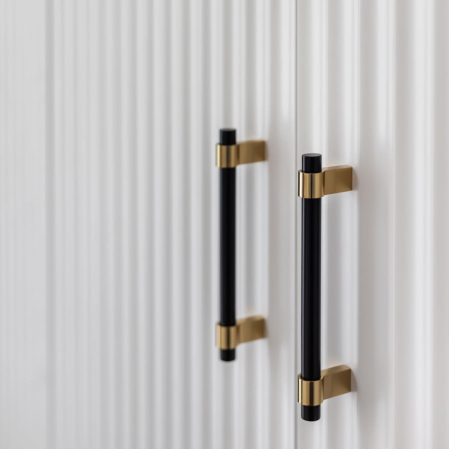 Enhance Your Furniture’s Aesthetic Appeal with Custom Pull Handles