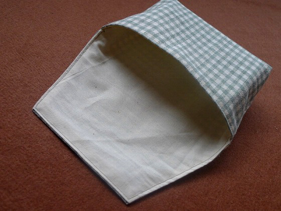 お弁当入れ（横入れマジックテープ式・マチ付） | 手作りなら、思いのママ。 お弁当入れ（横入れマジックテープ式・マチ付）フタ一体型 | 手作りなら、思いのママ。