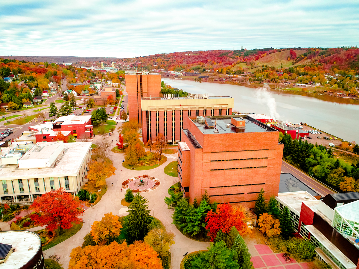 FileMichigan Tech campus, fall 2018..jpg HandWiki