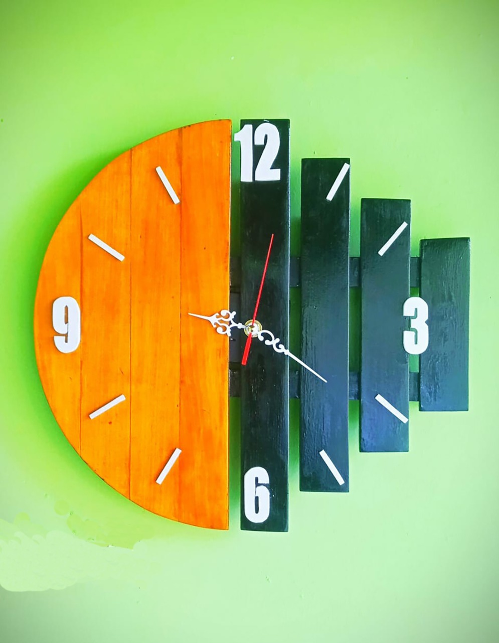 Wall clocks made of wood HandyBuy.lk Sri Lanka's Fastest Growing E