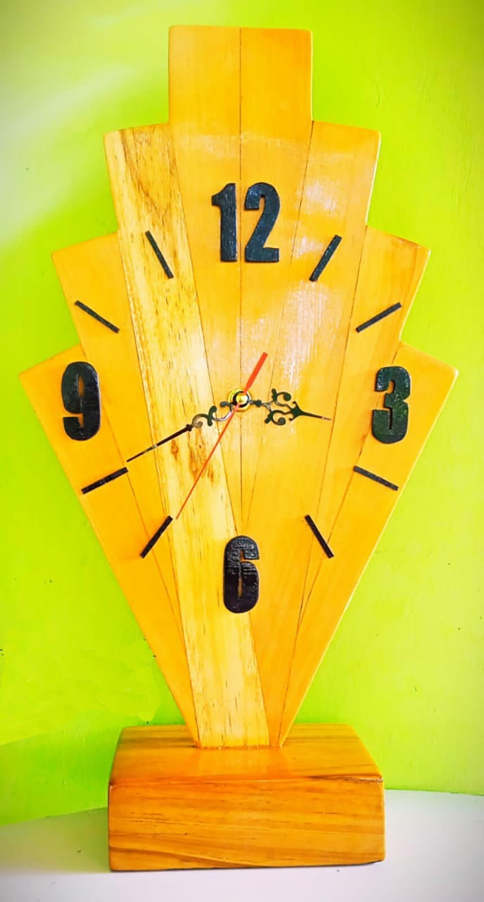 Wall clocks made of wood HandyBuy.lk Sri Lanka's Fastest Growing E