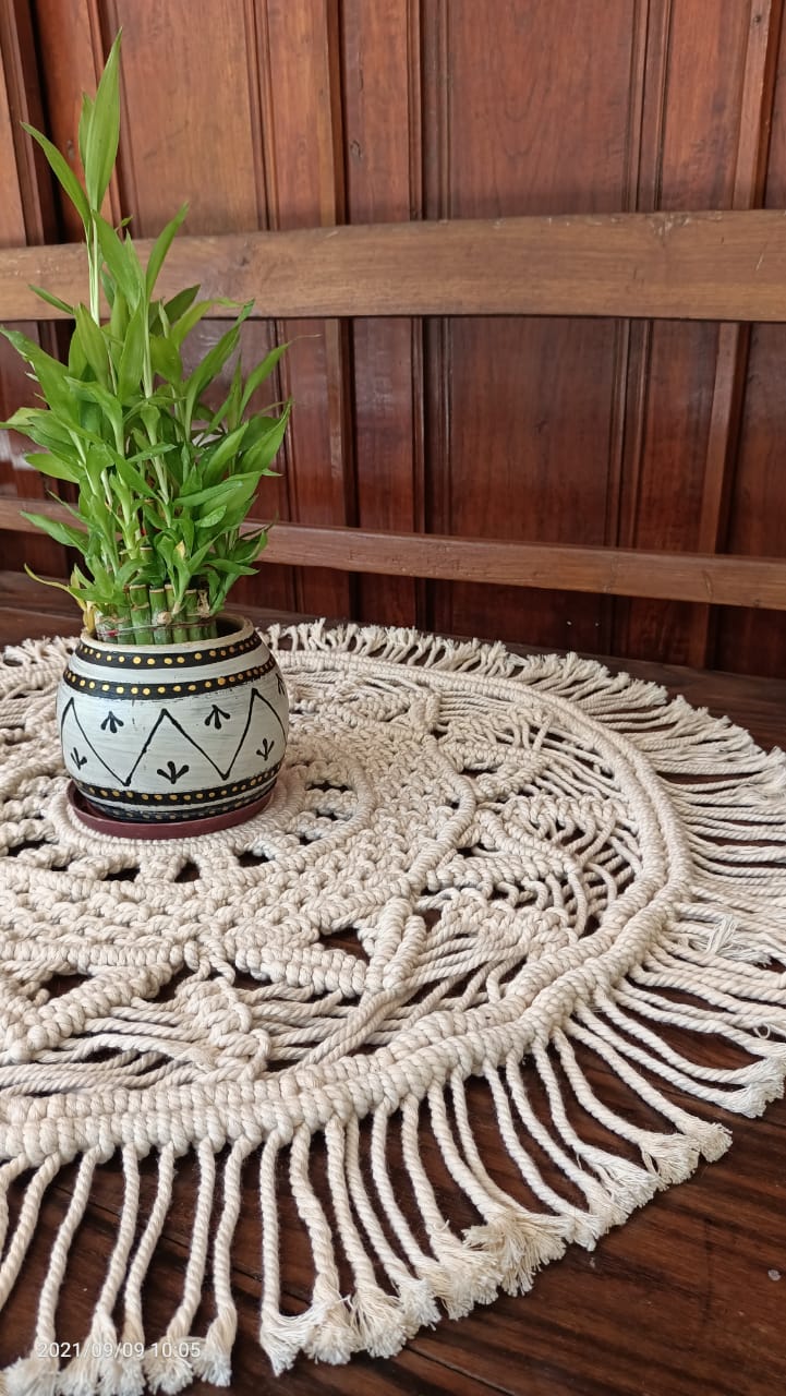 Round Table Runner handycapables