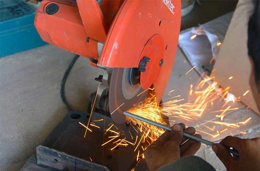 How To Make Straight Cuts With A Circular Saw? Find Out Here!