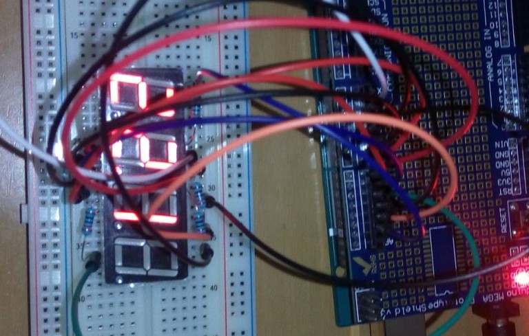 7 Segment 4 Digit LED Display SMA420564 using Arduino
