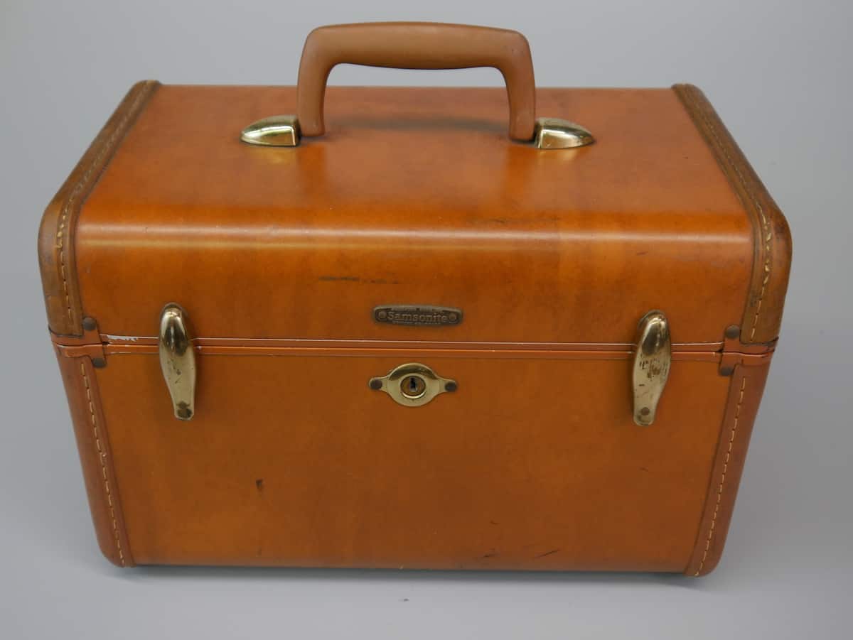 Vintage Luggage Makeup Train Case 1950's Hangar 19 Prop Rentals