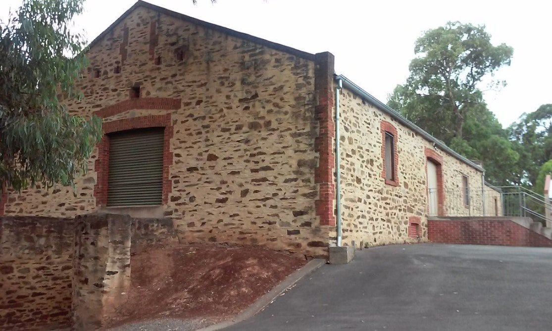 Rendered bricks Guide to the Best Art Hanging System