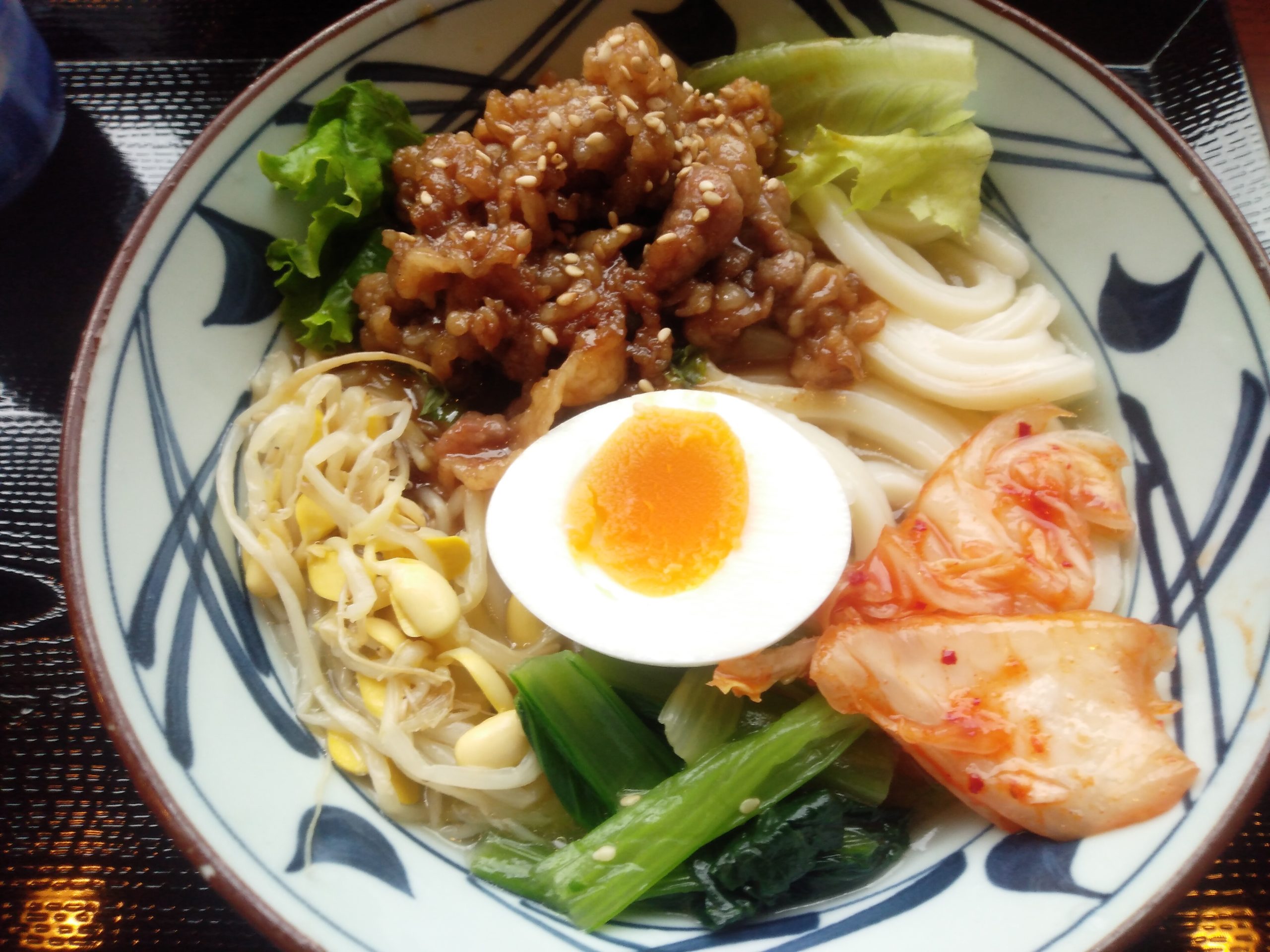 丸亀製麺の牛焼肉冷麺を食べてきました。