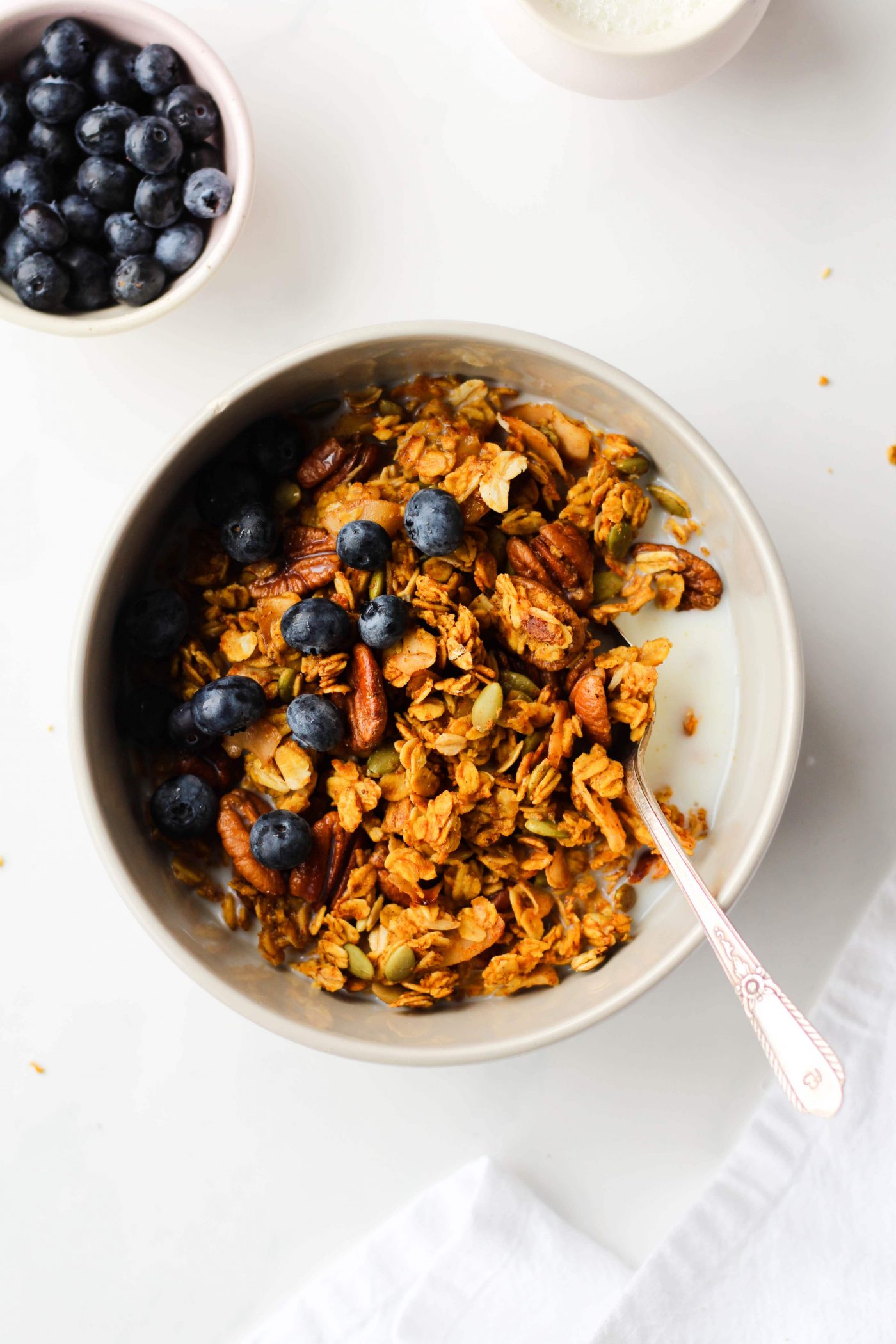 Vegan Pumpkin Granola (GlutenFree) Hannah Magee RD