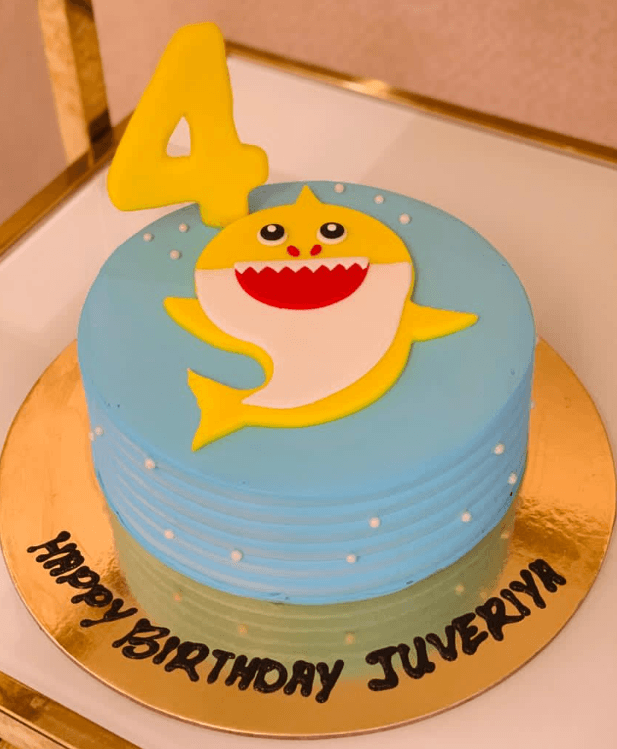 Baby Shark Theme Cake Hannah Bakes