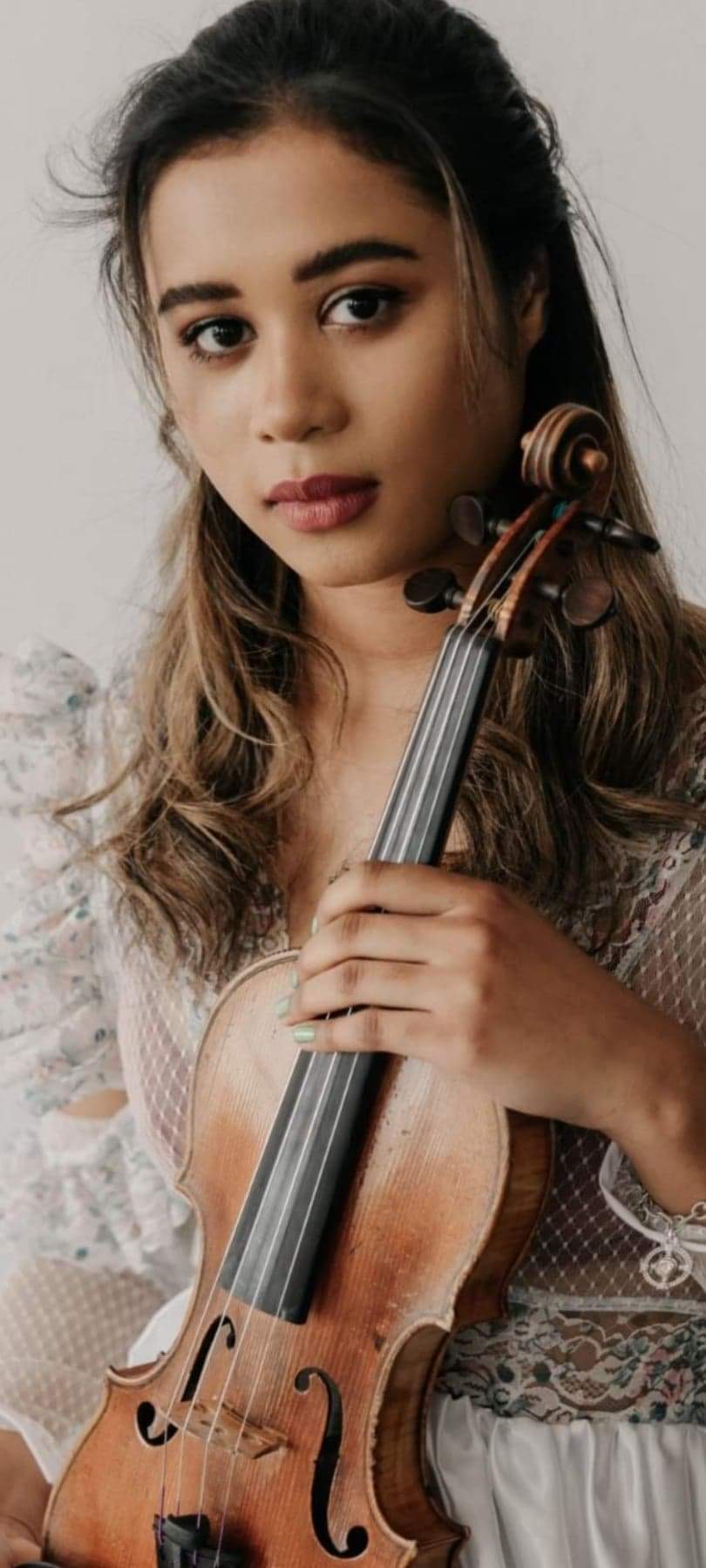 Hannah White Violin Concerto Violin Performance, Concerts & Photos