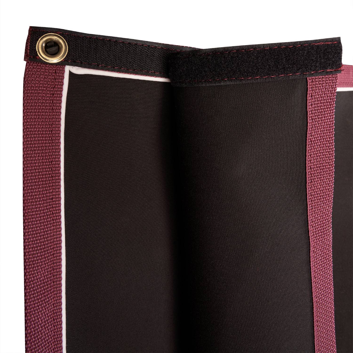 Custom Stall Drape Hansen Equestrian Upscale Equestrian Lifestyle