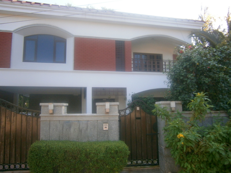 6 BHK Independent House for Sale in Neelankarai