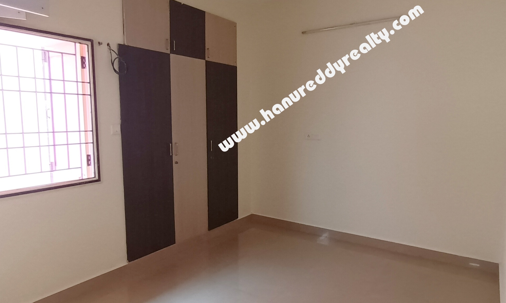 2 BHK Flat for Sale in Madipakkam