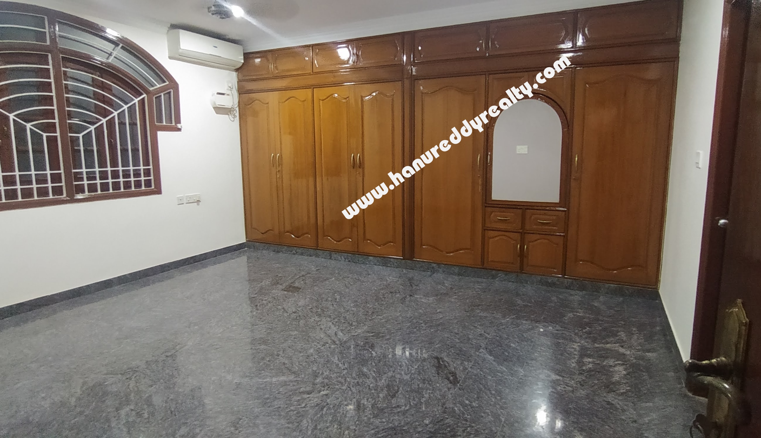 Independent House for Sale at AdyarChennai Hanu Reddy Realty