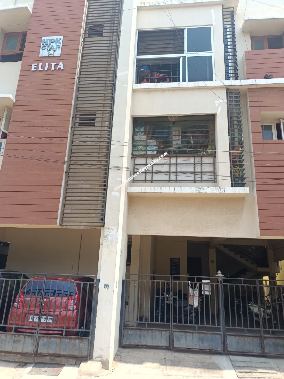 2 BHK Flat for sale at kolathur, ChennaiChennai Hanu Reddy Realty