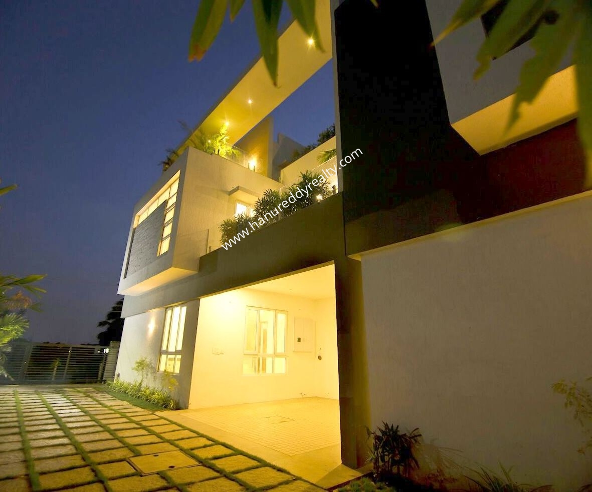 Brand New Villa for Sale at Panaiyur, ECRChennai Hanu Reddy Realty