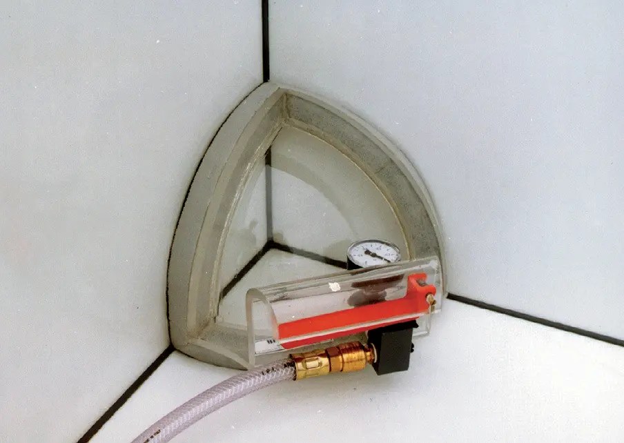 Vacuum Test Bells Inside Corner Down 5200310