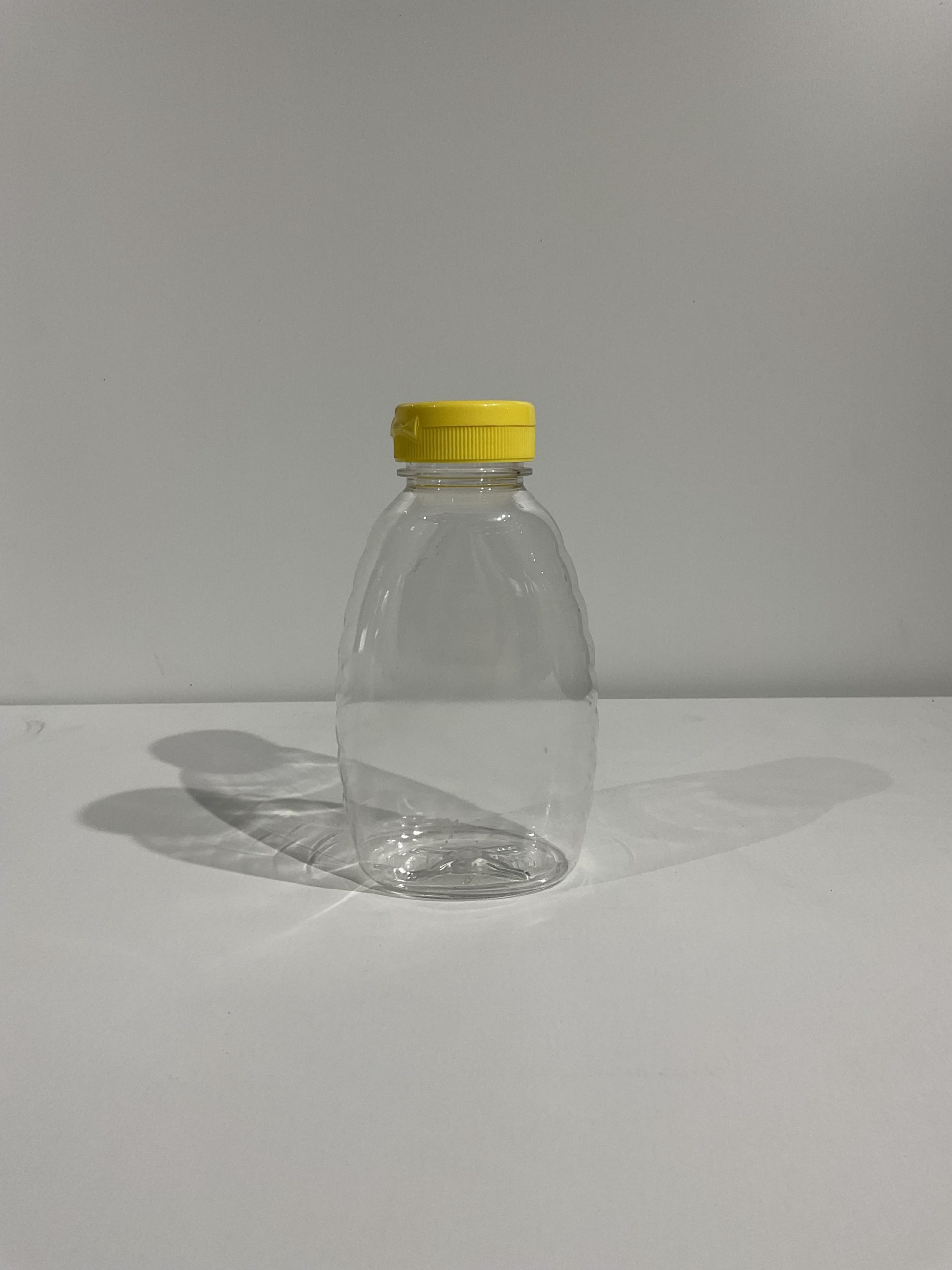 Classic 16 oz / 1 lb Plastic Bottle with Lid HappBee Acres Bee Supply