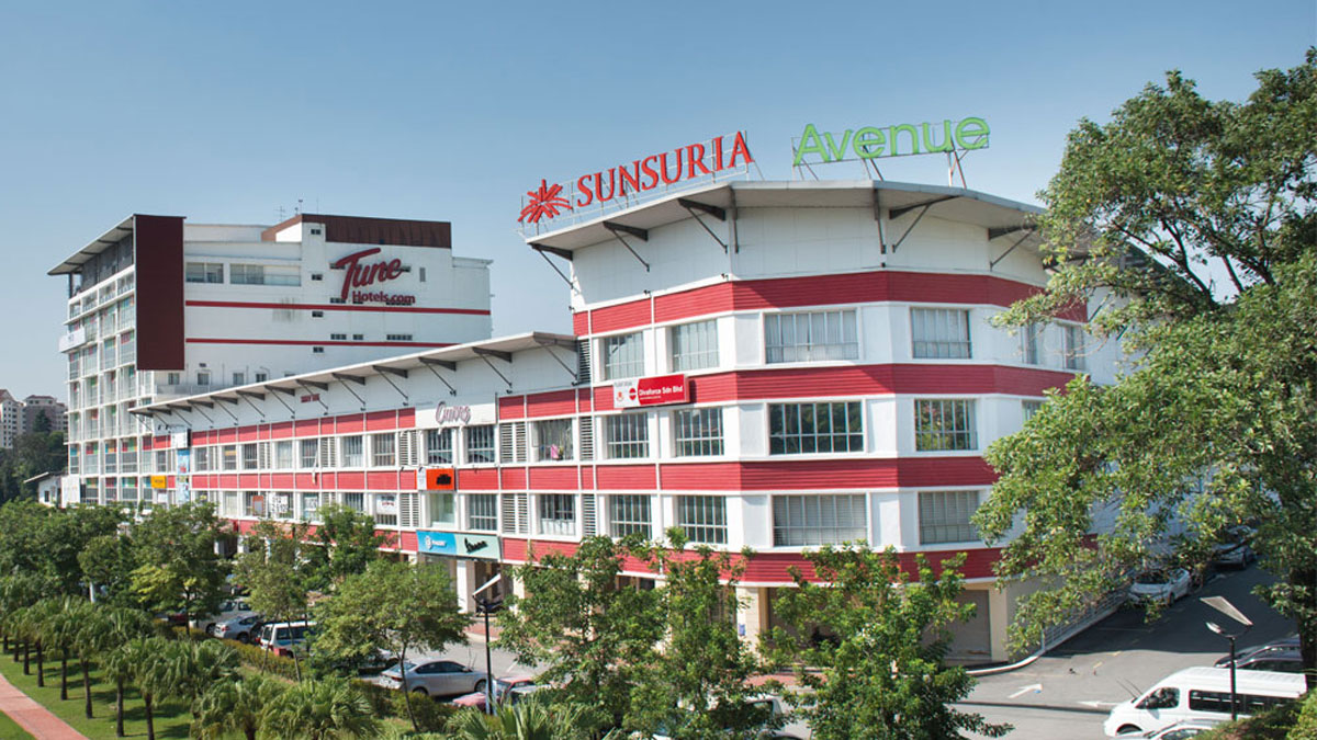 Indoor Heated Pool Kota Damansara Happy Fish Malaysia