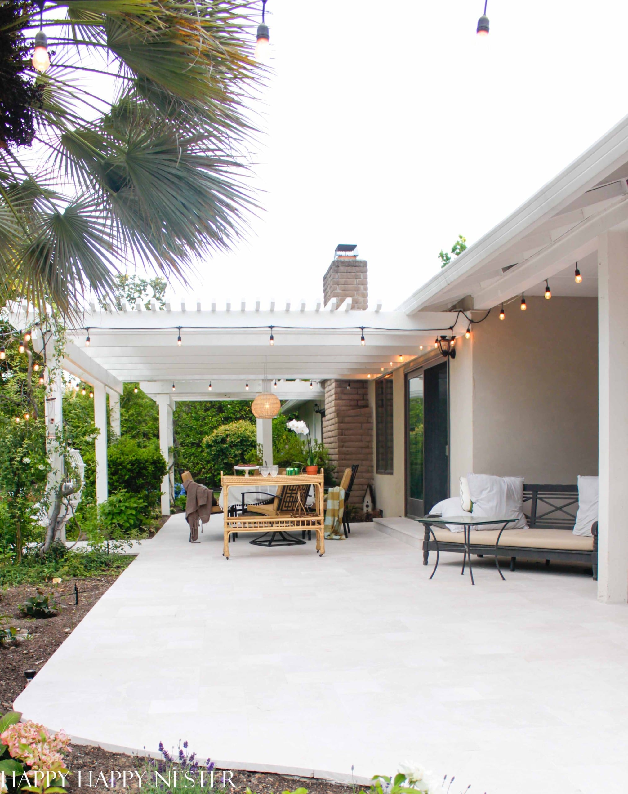 Backyard Makeover Ideas (Before and After) Happy Happy Nester