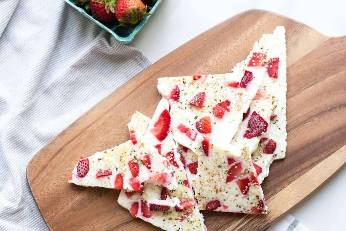 Strawberry Frozen Yogurt Bark Happy Healthy Eaters