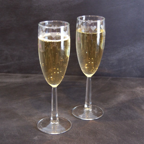Easy Etched Heart Champagne Flutes from the Dollar Store at