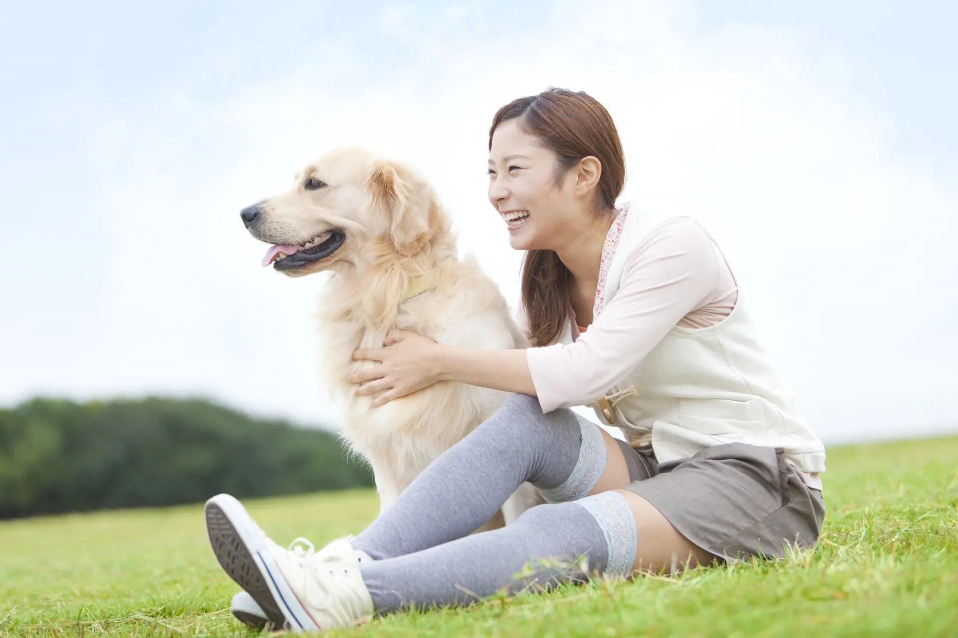 無邪気な犬と散歩していると、自然と長距離を歩きやすい。 散歩の楽しみ方に気づく30のポイント HAPPY LIFESTYLE