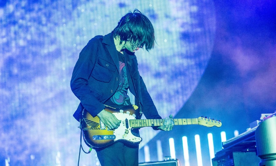 Licorice Pizza soundtrack is full of 70's gold and new Jonny Greenwood