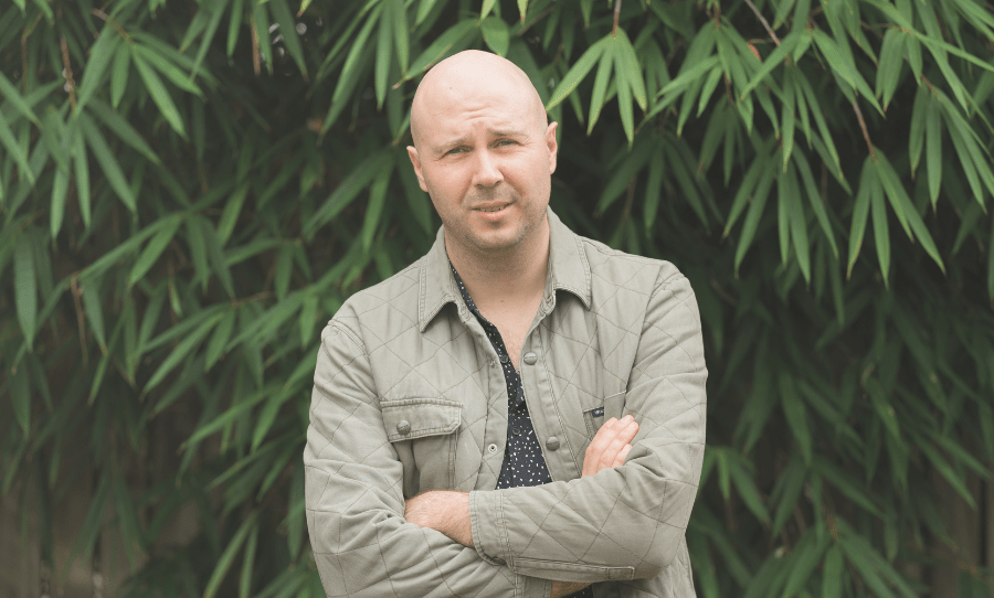 Alex Edwards shares invigorating new EP 'Flown Frosted'