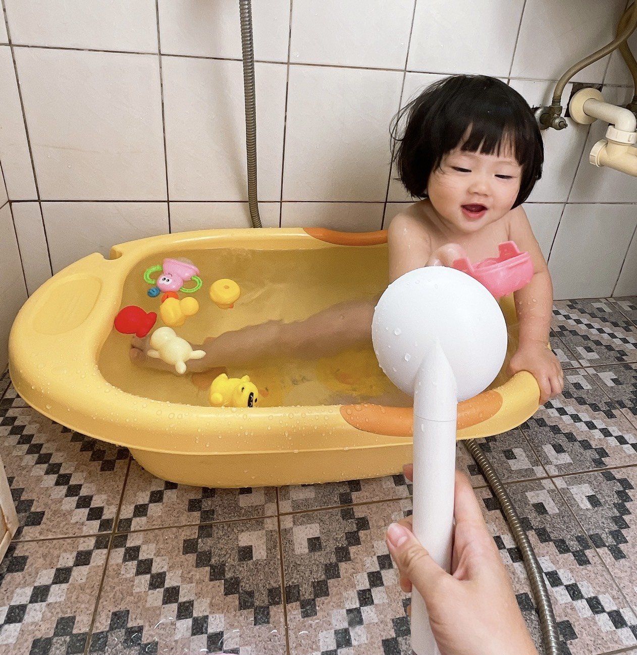 為什麼蓮蓬頭需要做除氯？除氯蓮蓬頭推薦以及挑選關鍵｜MiniBle i 除氯微氣泡蓮蓬頭