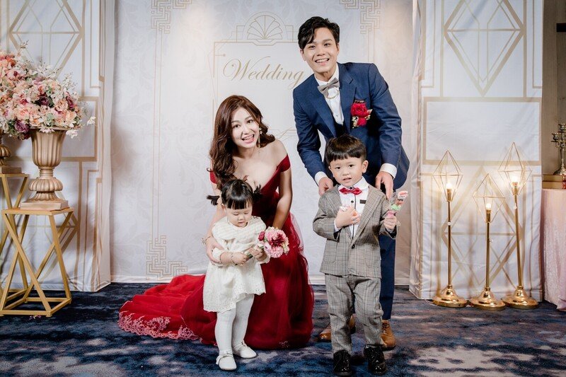 超高CP值自助DIY婚禮佈置推薦！動手佈置自己喜歡的婚禮背板｜高雄、台南、屏東｜大禾婚禮佈置