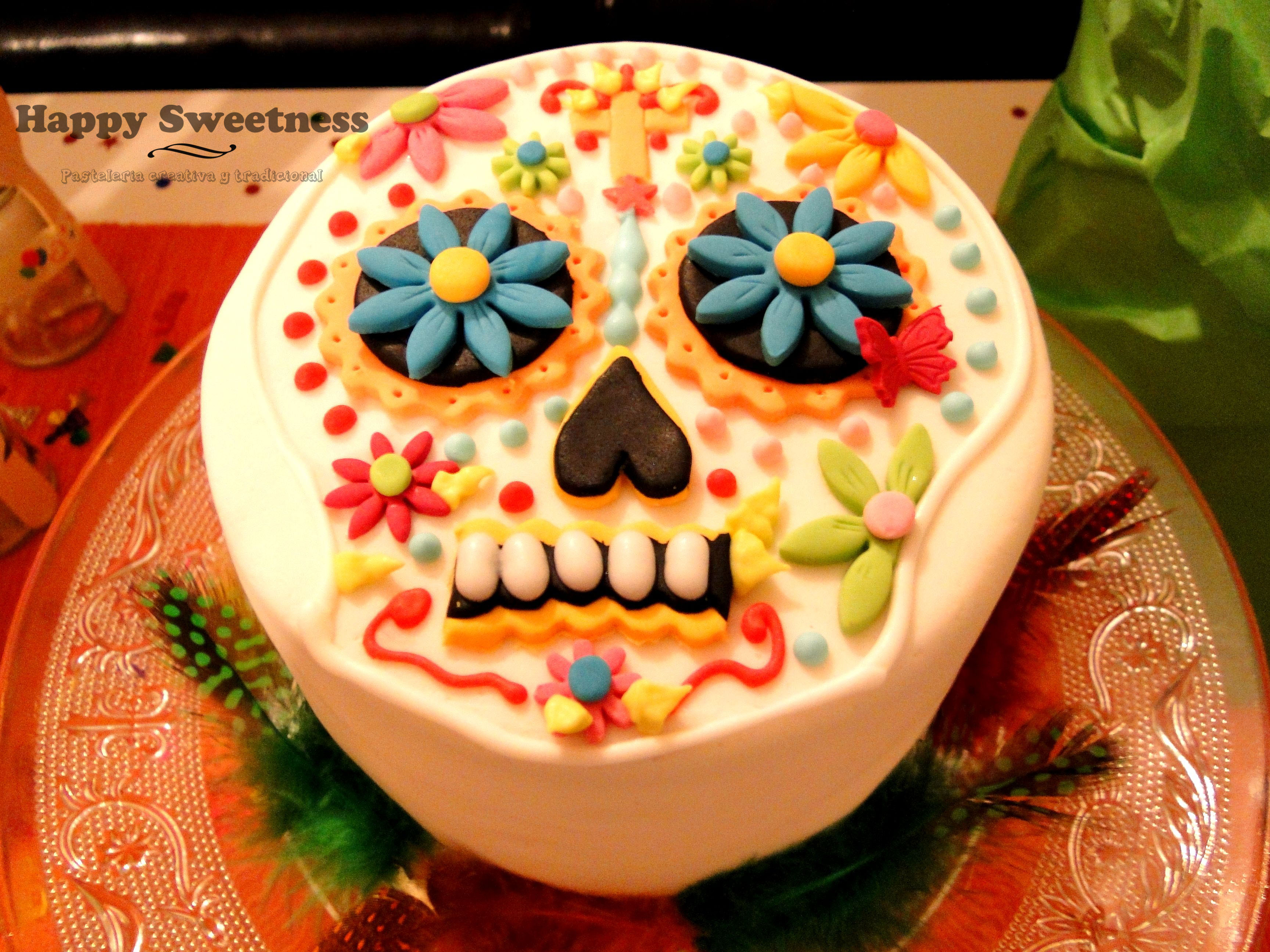Descubrir 80+ imagen pastel con calaveras Abzlocal.mx
