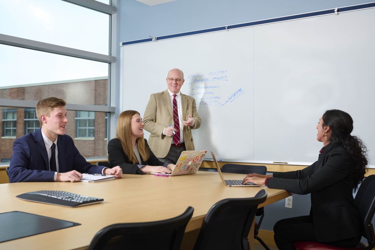 Penn State’s Farrell Center helps students on the path to business