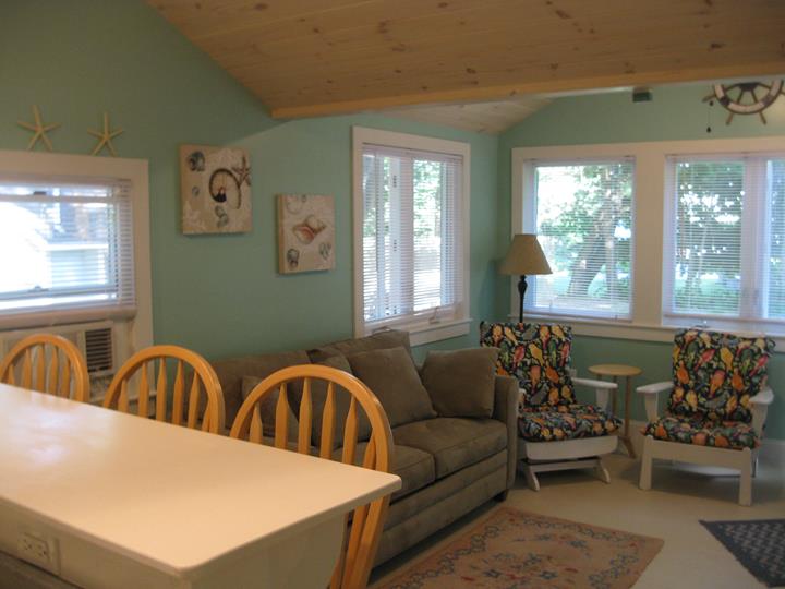 Wells Maine Cottages, Atlantic Rose Cottage Harbor Road