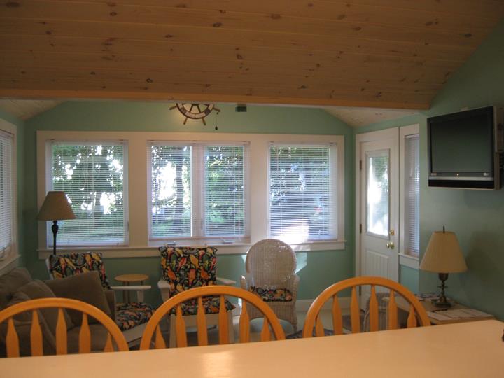 Wells Maine Cottages, Atlantic Rose Cottage Harbor Road