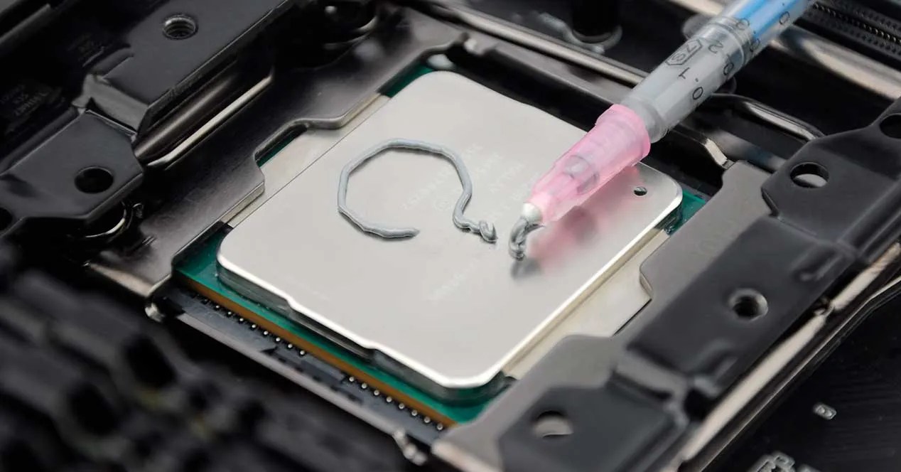 Thermal pad vs pasta térmica ¿cuál es mejor para nuestra CPU?