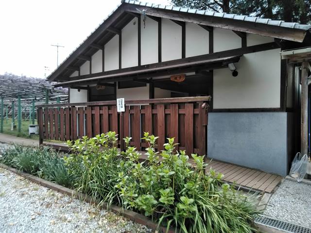 西寒田神社　トイレ