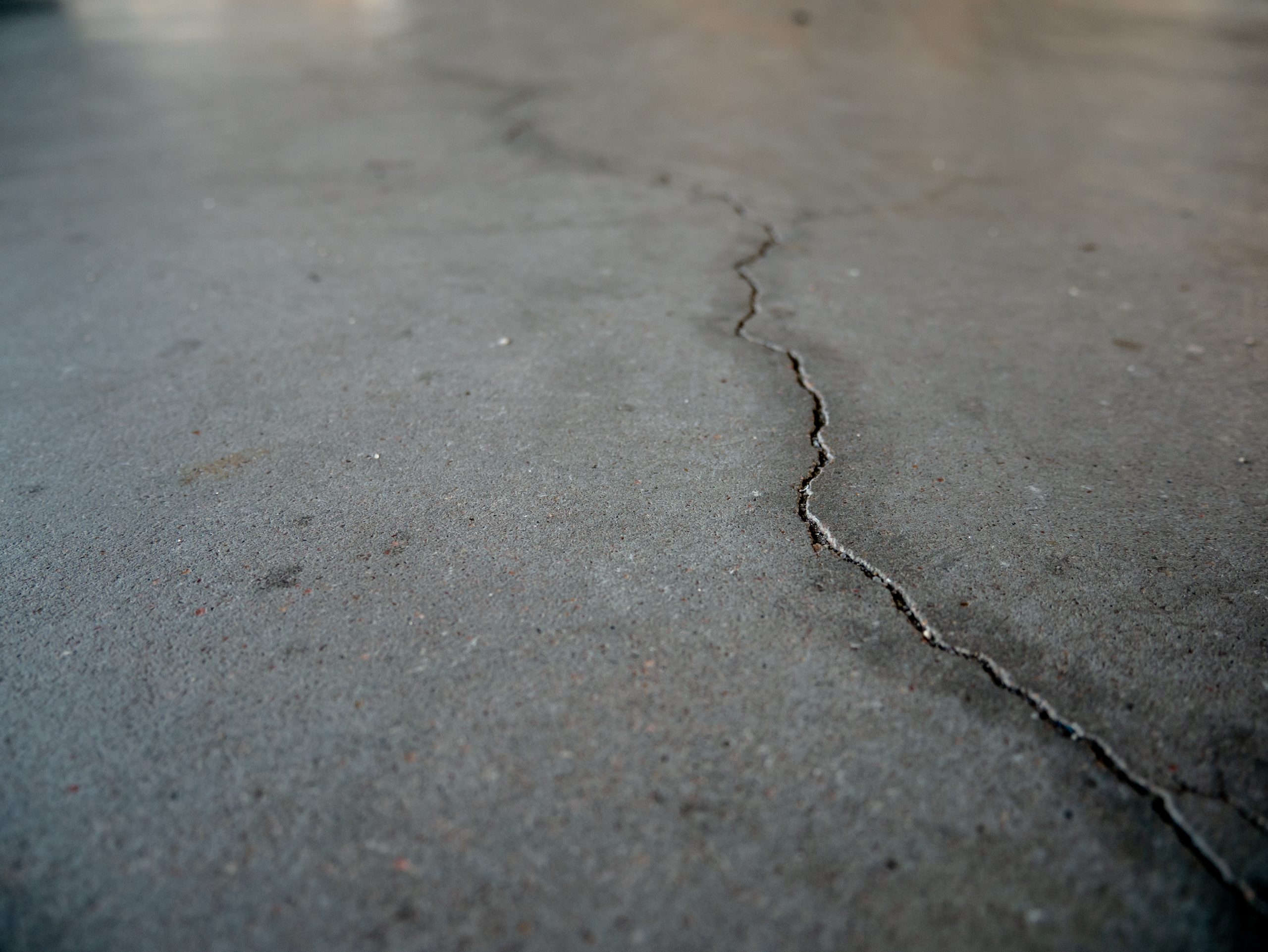 Garage Floor Cracks Problem Flooring Guide by Cinvex