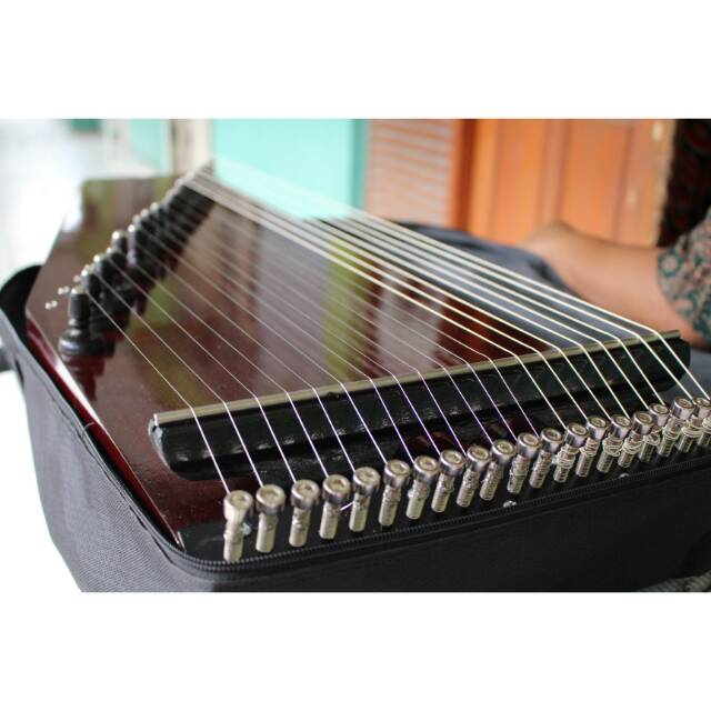 Fungsi Alat Musik Kecapi | Harian Nusantara